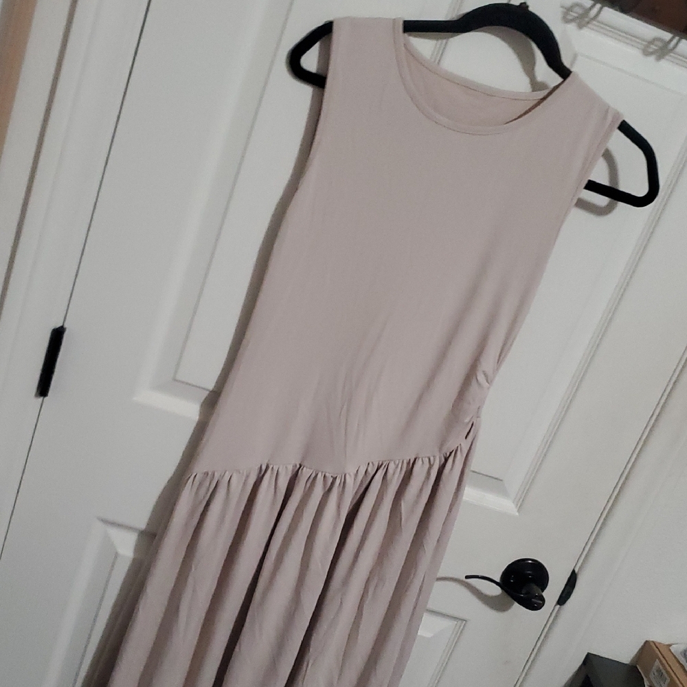 SHEIN Cream Sleeveless Maxi Dress